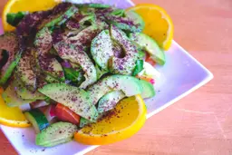 سلطة افوكادو
