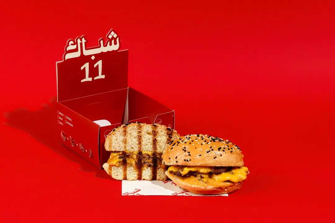 برجر شباك لحم كلاسيك