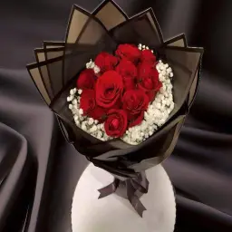 باقة توفانا أحمر