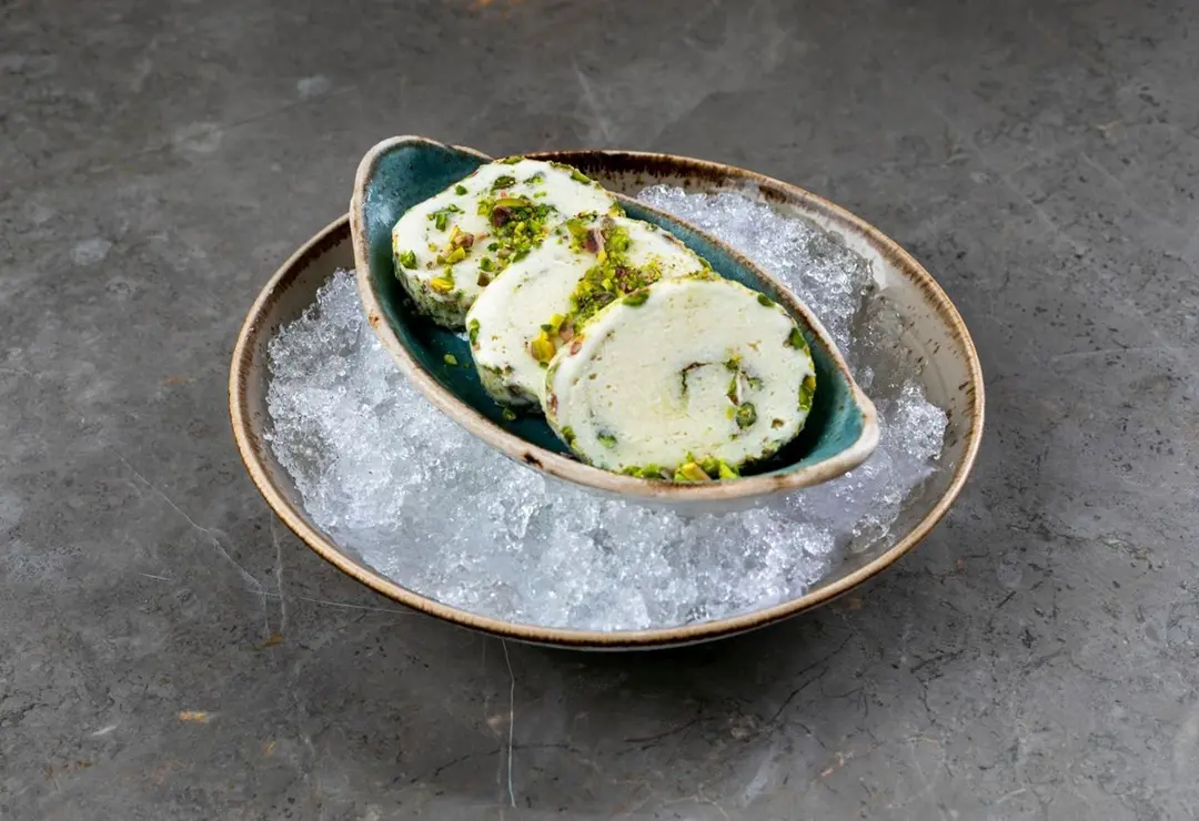 Bouza Ashta w Pistachio