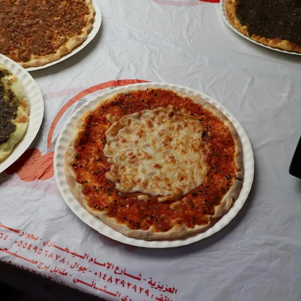 فطيرة جبنة بالمحمرة