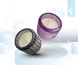 شمعة معطرة ذات سكل جذاب
