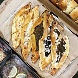 Mixed Pastries Plate (Choose 5 Fillings)