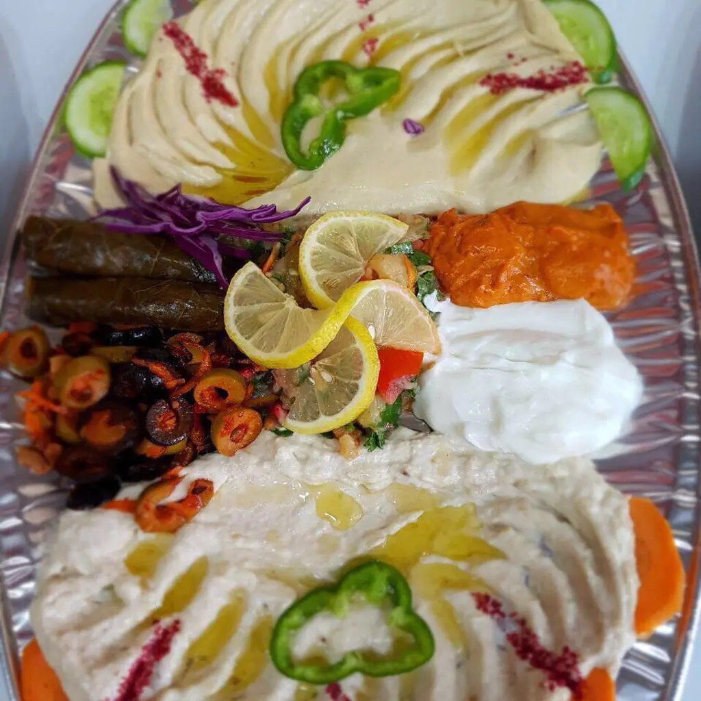 مقبلات مشكلة