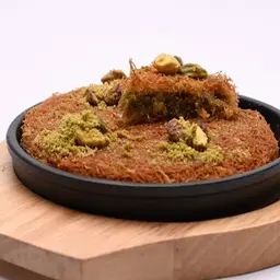 كنافة الفستق كتكوتة
