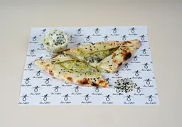 فطيرة جبن عكاوي