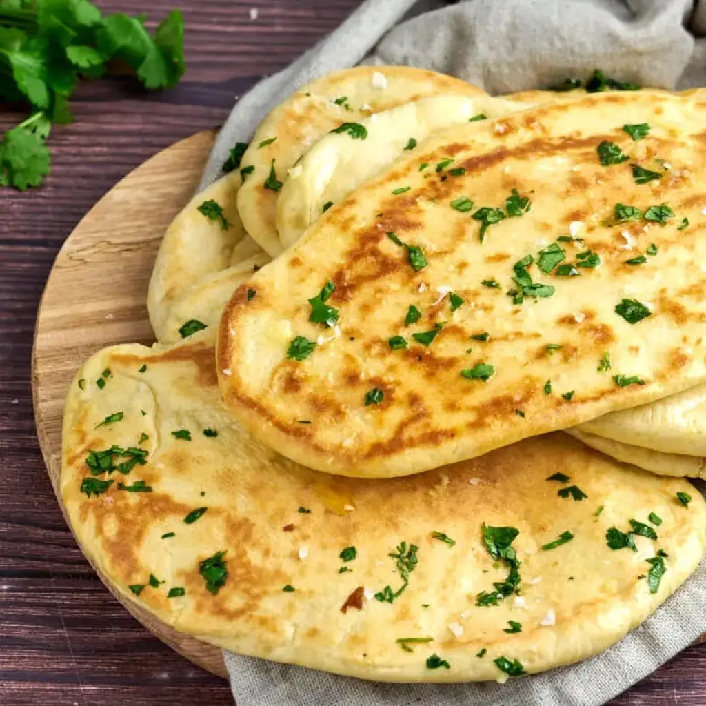 خبز نان بالثوم