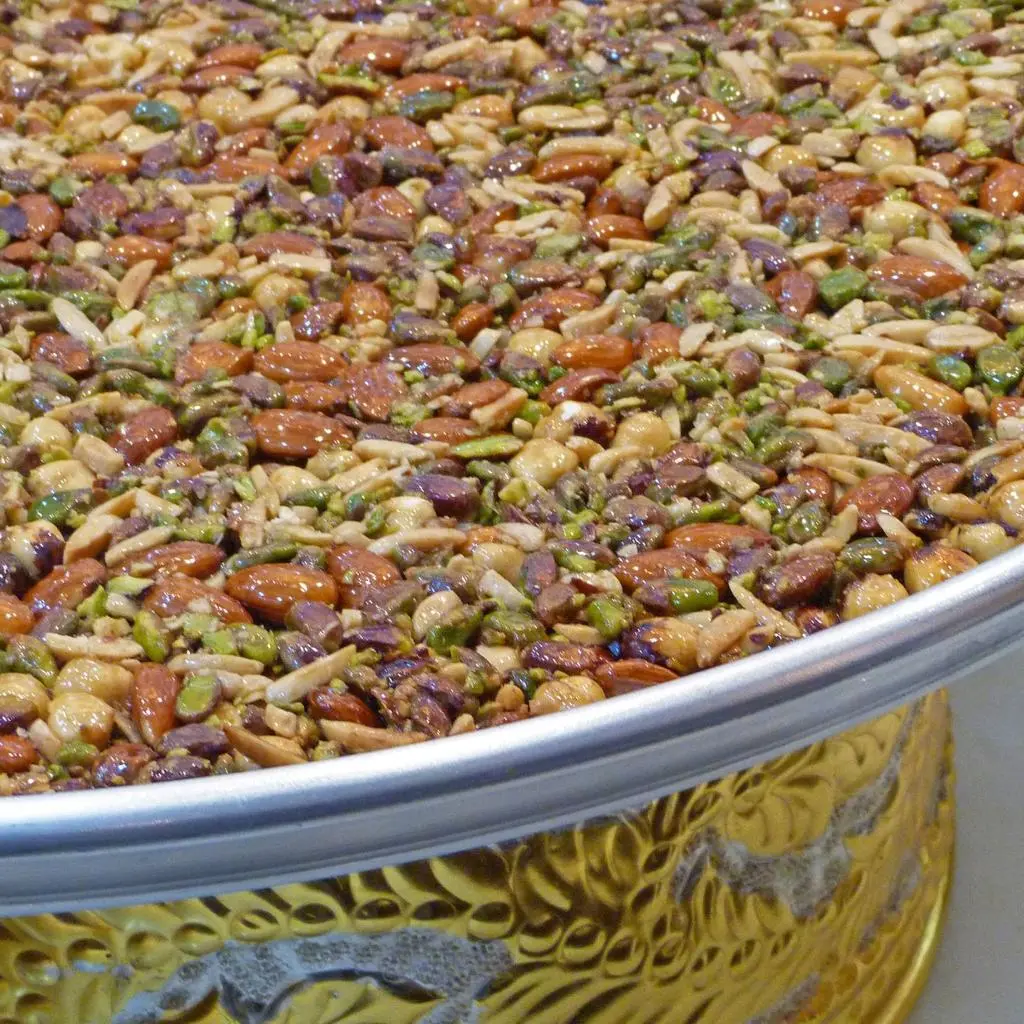 كنافة بلورية بالمكسرات