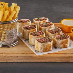 طبق شاورما لحم بقري على صاج