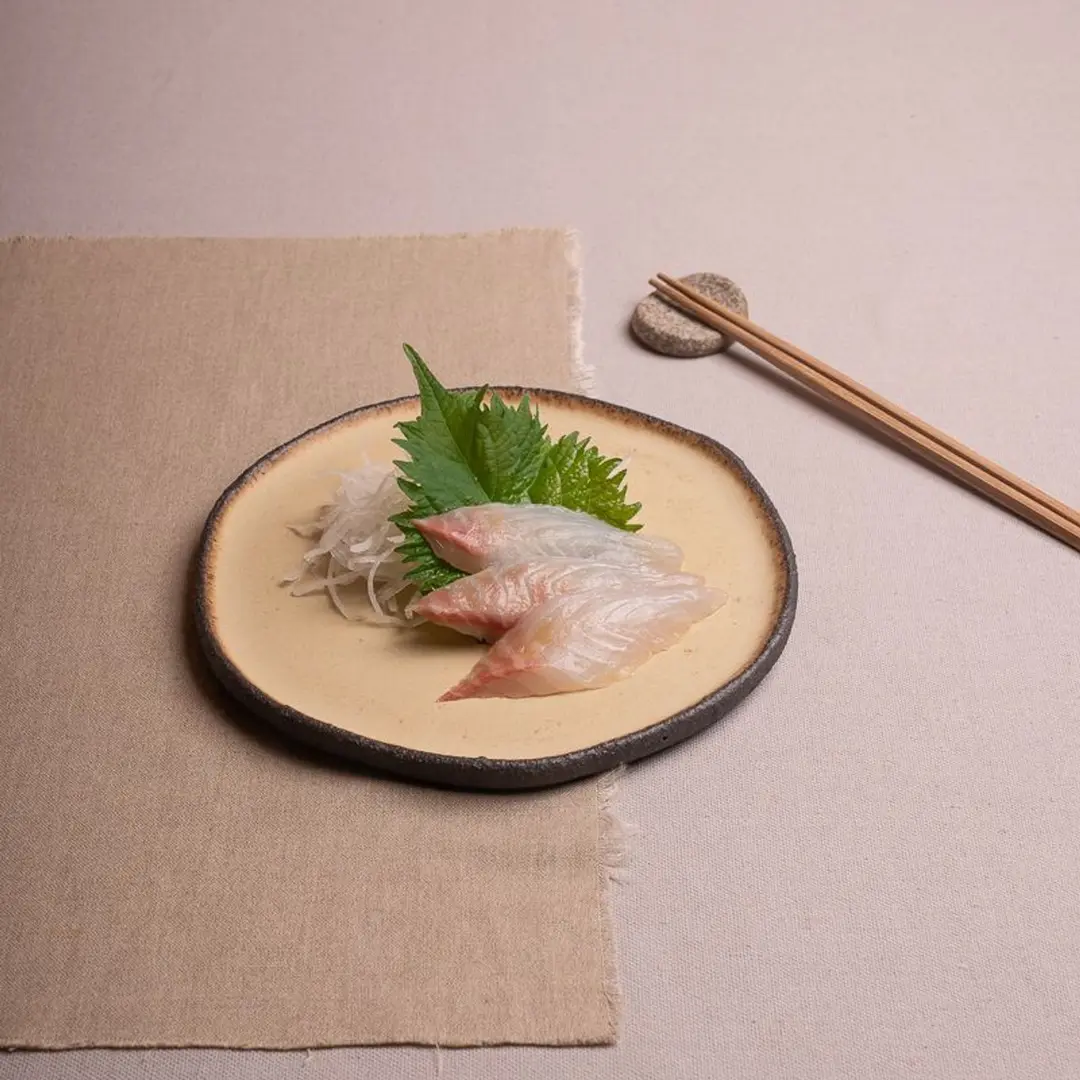 Seabream Sashimi 3 Pieces