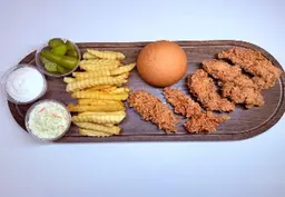 وجبة كرسبي 5 قطع حار