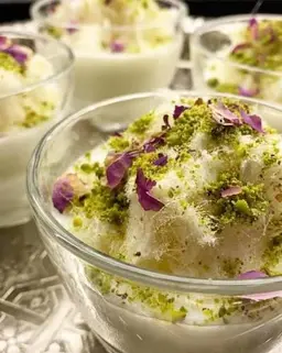 علبة بوظة عربية