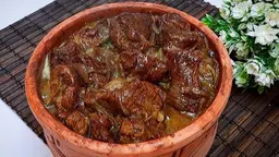 طاجن لحم بالبصل مع الارز