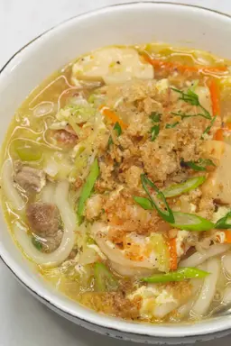 شوربة لومي بالدجاج