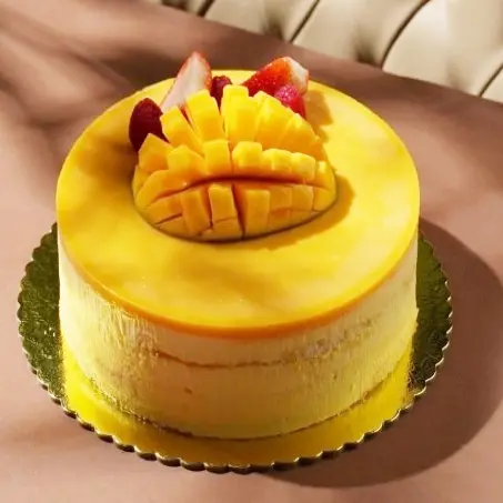 Medium Mango Cake