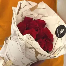 باقة صندوق روز 2