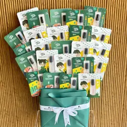 Distribution of Perfume Packages for National Day