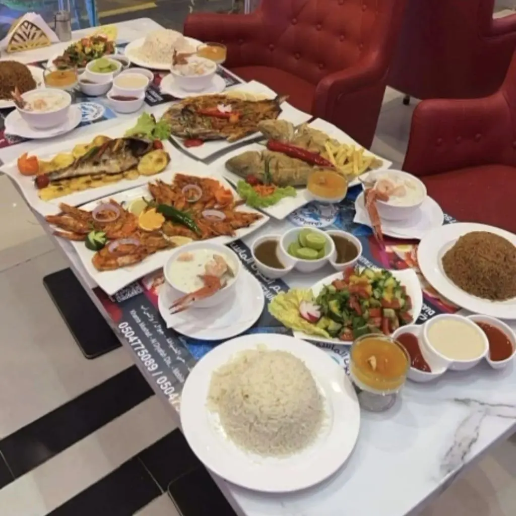 وجبة الحوت الماسي العملاق