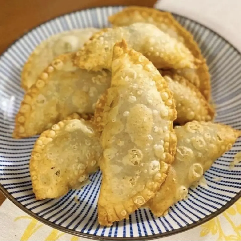 سمبوسة بيتي جبن شيدر