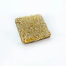 مربعات سمسم مملح