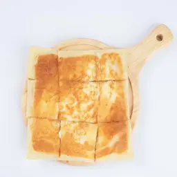 مطبق مع الجبن السائل