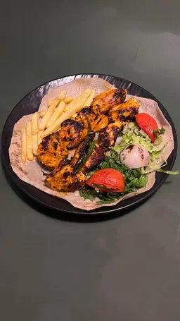 طبق شيش طاووق