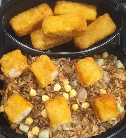 Chefs Koshary with mashab Chicken