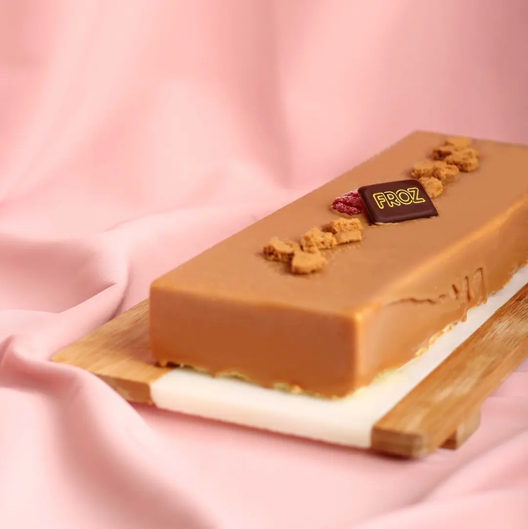 Lotus Cake