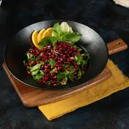 سلطة الجرجير بالرمان