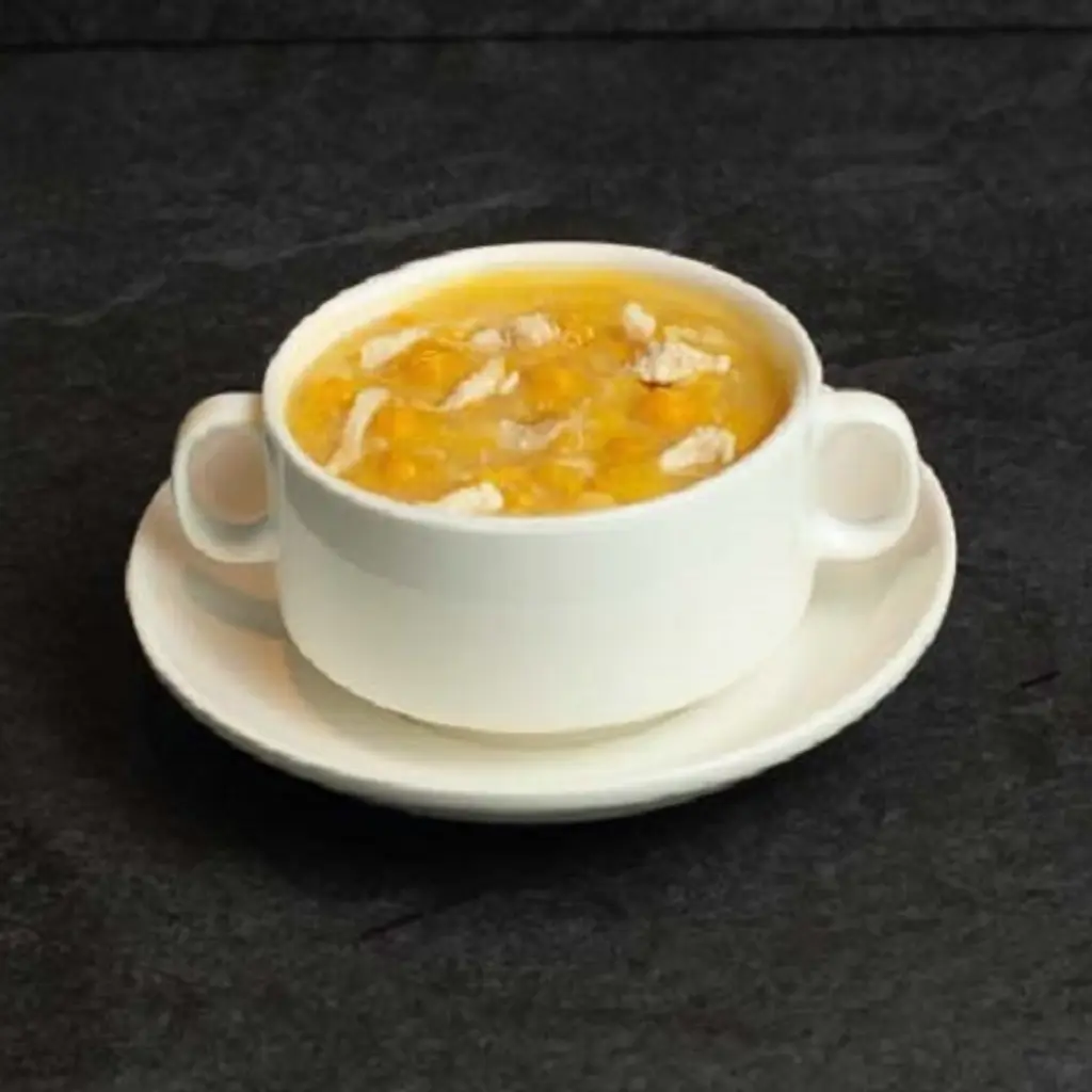 شوربة دجاج بالذرة