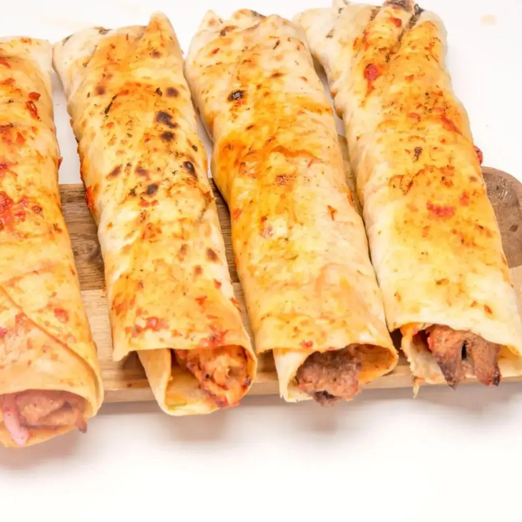 ساندوتش شيش طاووق