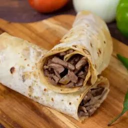 صاروخ كبدة بالجبن