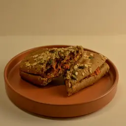 دجاج مشوي بالبانيني الأسمر