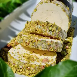 بوظة عربية بالفستق