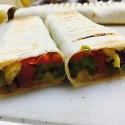 فلافل عربي مع حمص