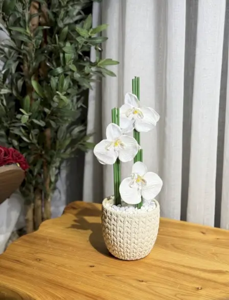 Al-Man'ouma Vase 2