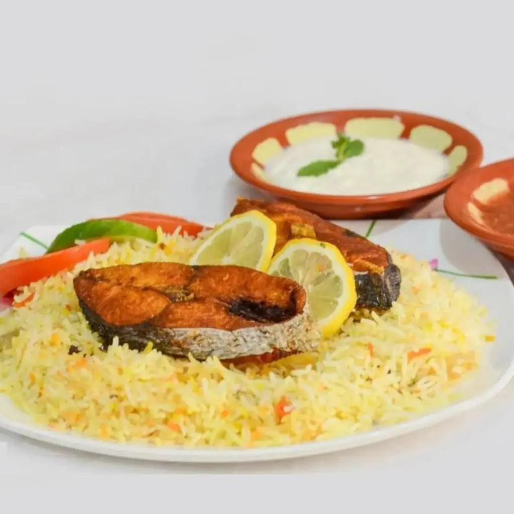 سمك ثمد مع الأرز