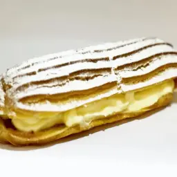 Fruit Eclair