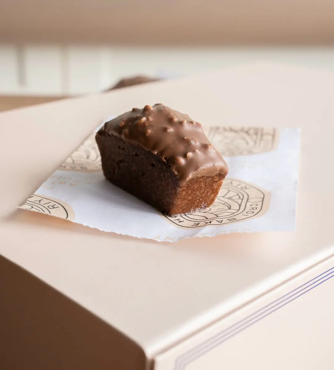 Chocolate mini cake