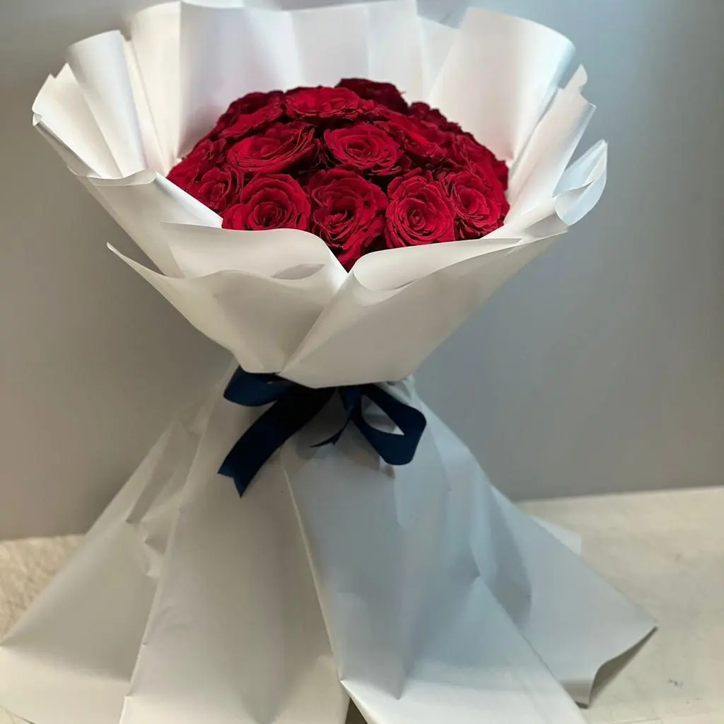 ورد أحمر بوكيه