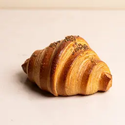 كرواسون لبنة بالزعتر