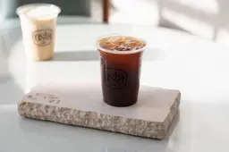 شاي مثلج بالخوخ