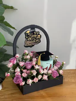 Graduation stand with Anoush chocolate