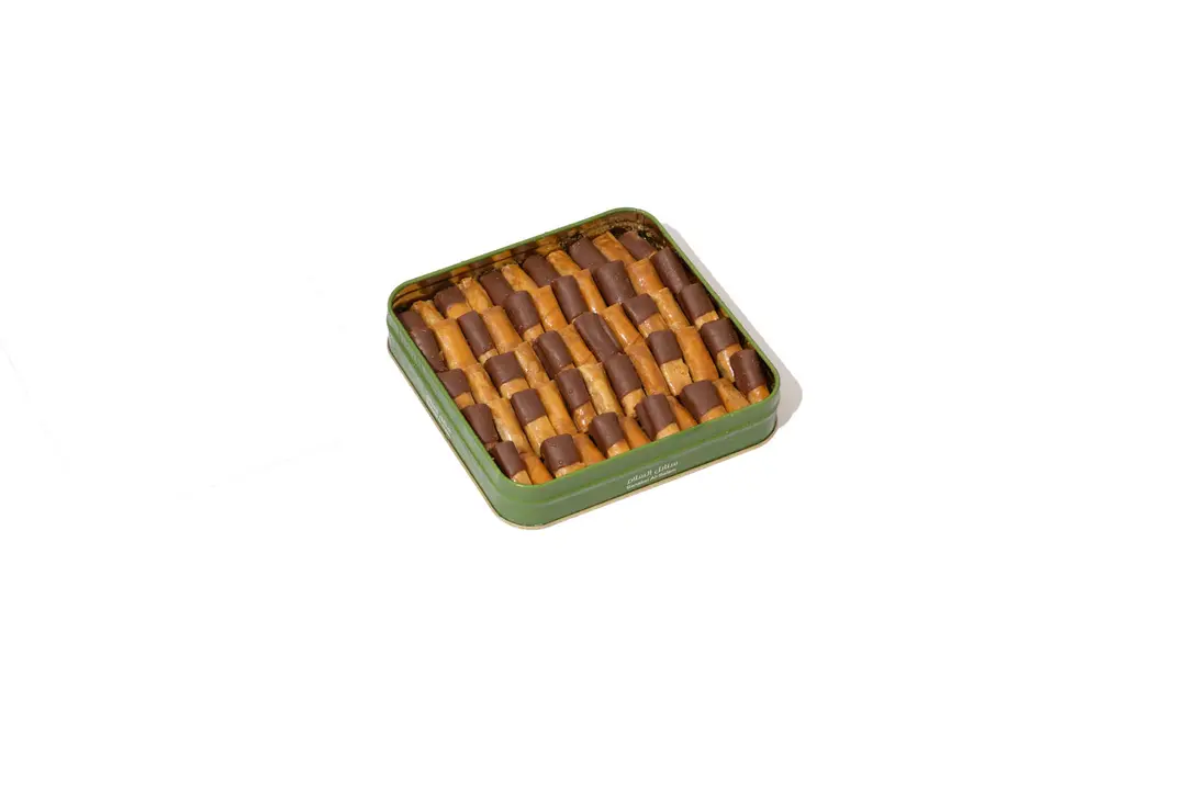 Cashew Chocolate Baklava Fingers