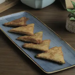 Mays Samosa