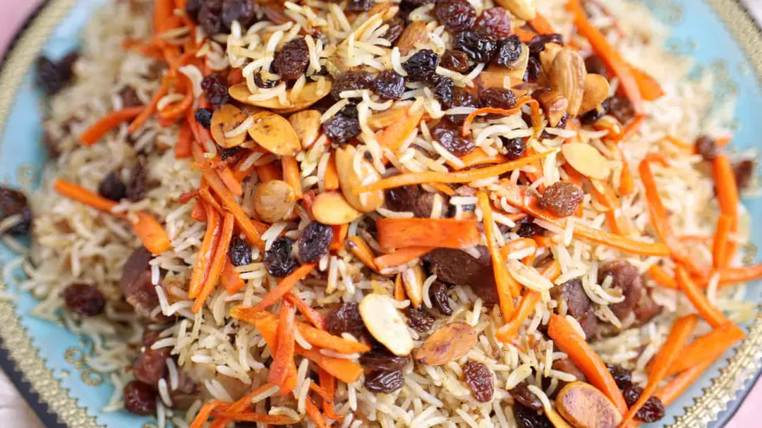 بلاؤ كابلي مع لحم نص