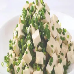 Tofu Salad with Spring Onion