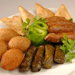 مقبلات ساخنة مشكل صغير