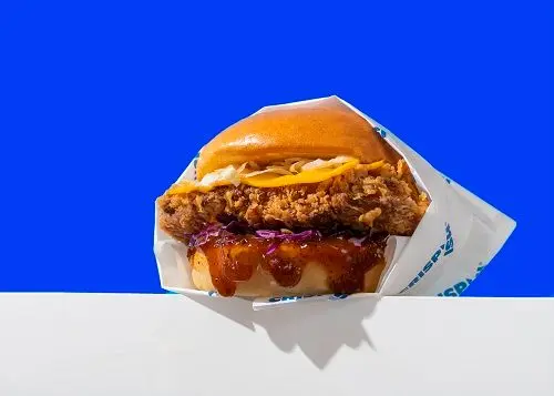 Smokey Q Ckn Burger