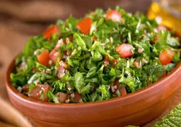 سلطة خضار مقطعة